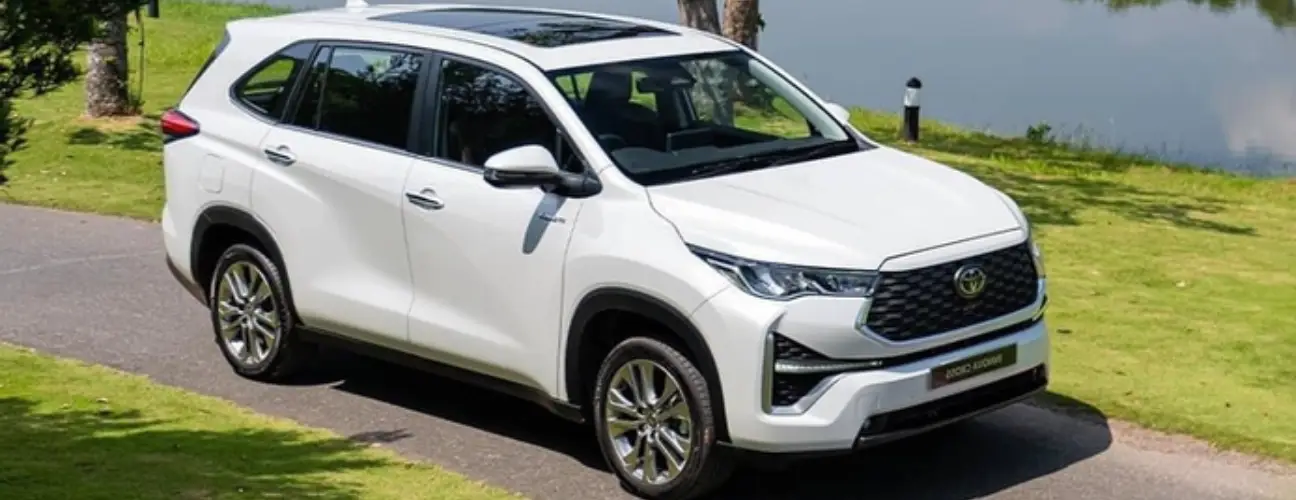 Innova Hycross Car Rental in Jaipur