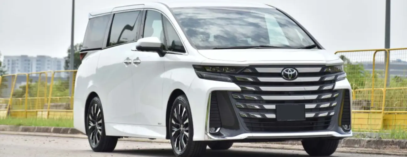 Toyota Vellfire Car Rental in Jaipur